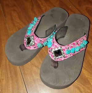 Montana West flip flops
